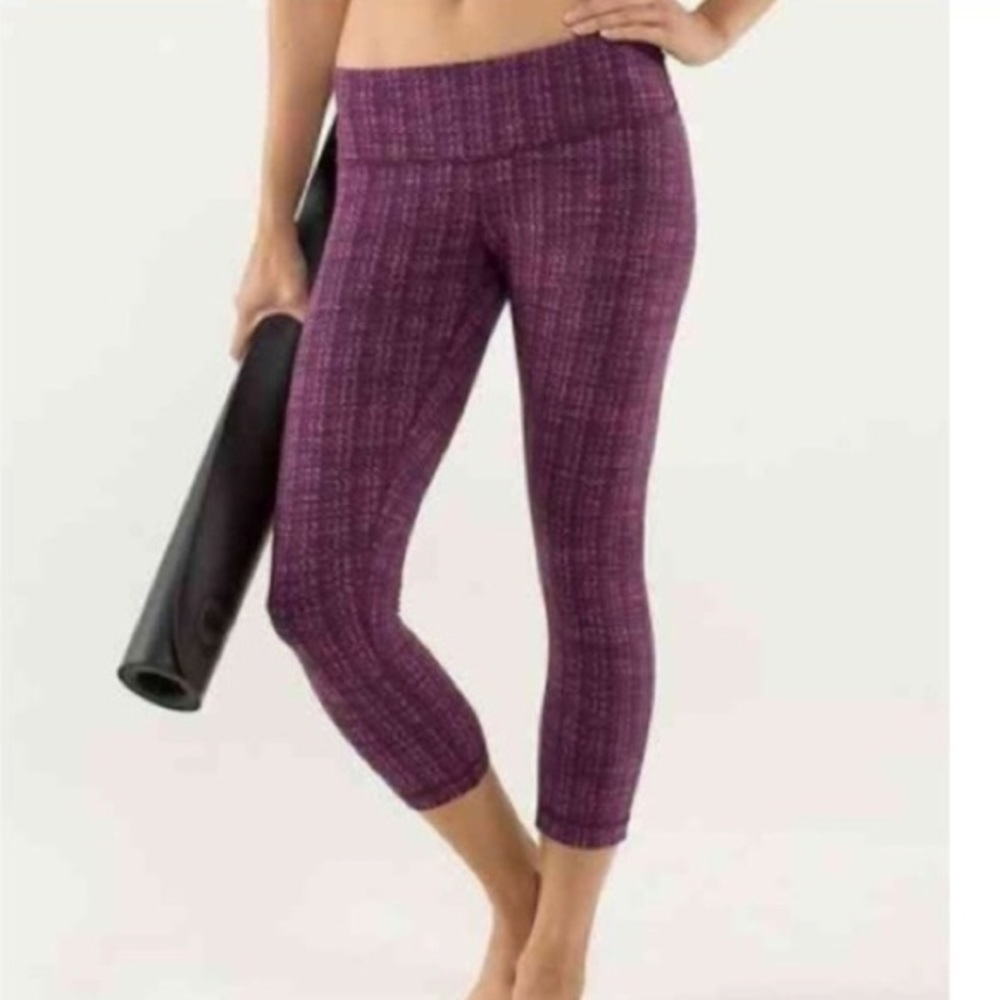 Lululemon Wunder Under Crop